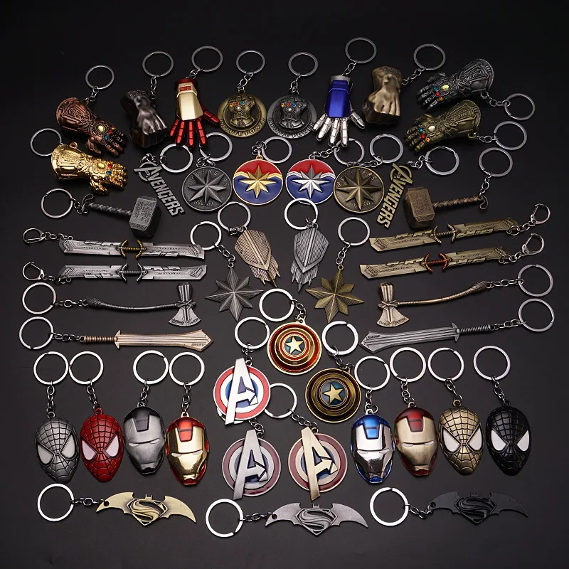 wholesale Hot selling self-defense keychain Marvel Thanos  fist keychain Avengers car pendant metal keychain