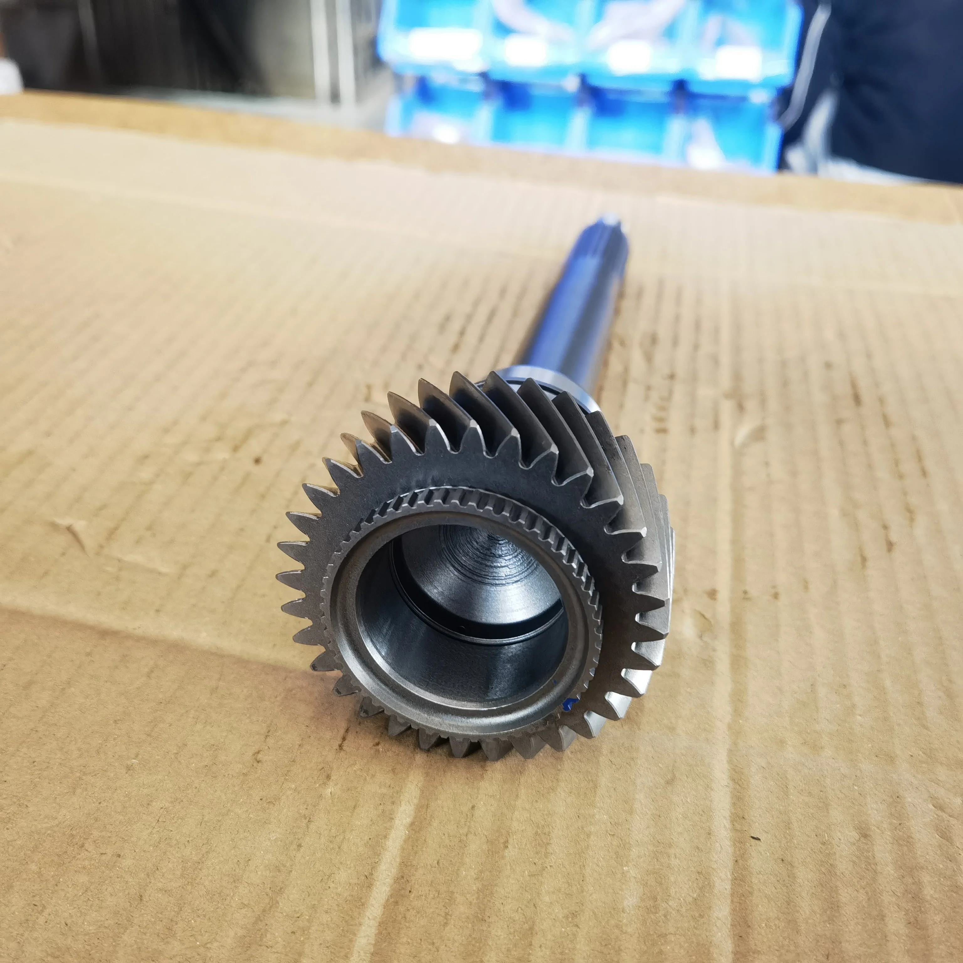 Truck 5-speed  manual transmission input shaft 1335 302 015 1335302015