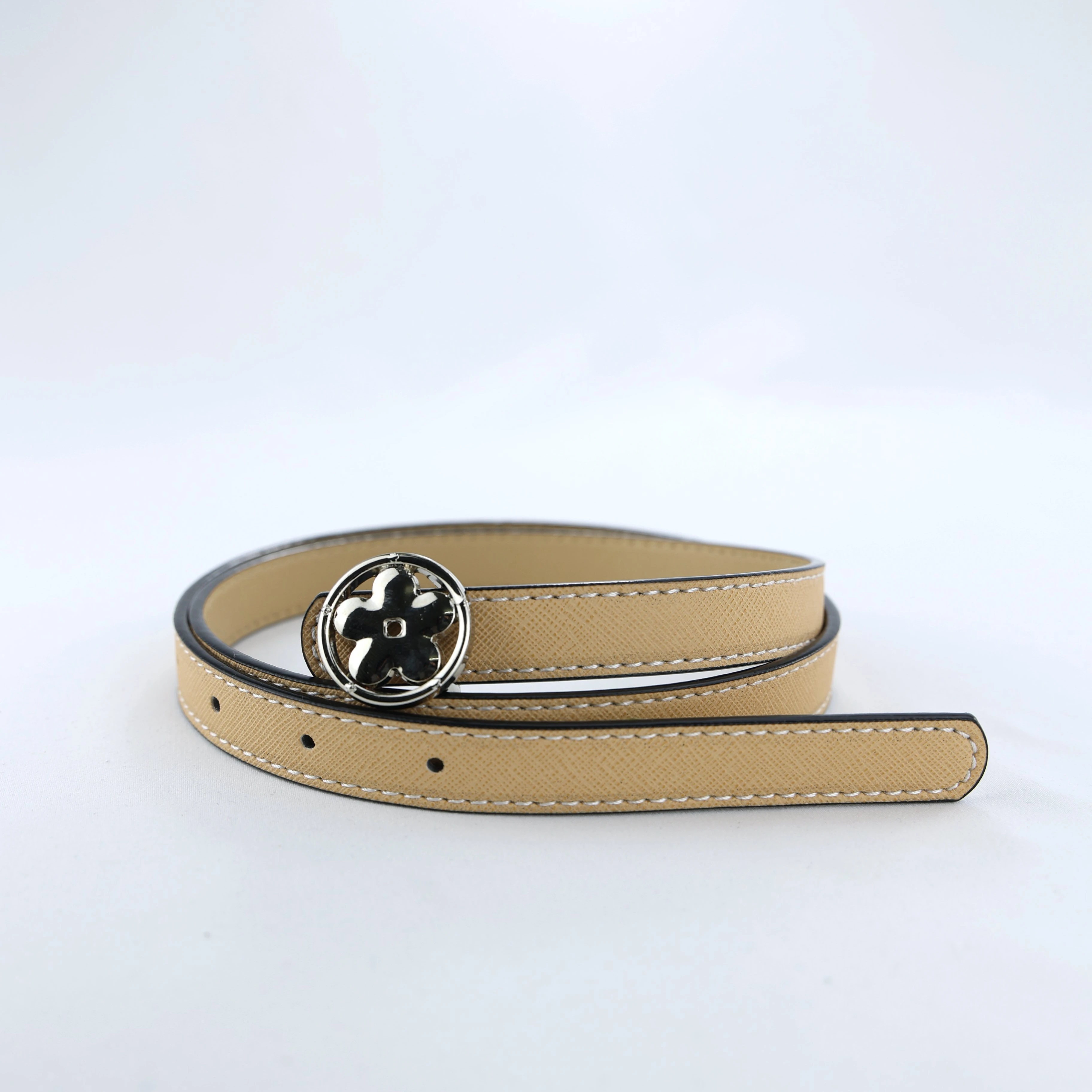 Heart Shape Buckle Belts For Women Dresses Waist Belts Metal RetroThin Ladies Dress Belts