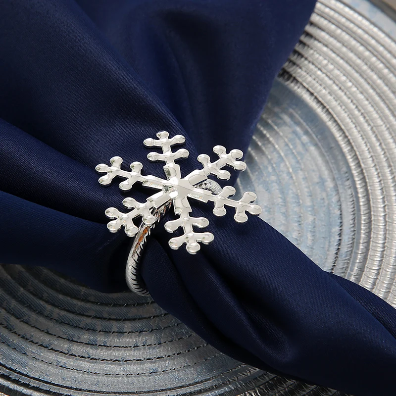 Свадебное украшение стола Рождественский дизайн Снежинка в форме салфетки Кольцо для ресторана