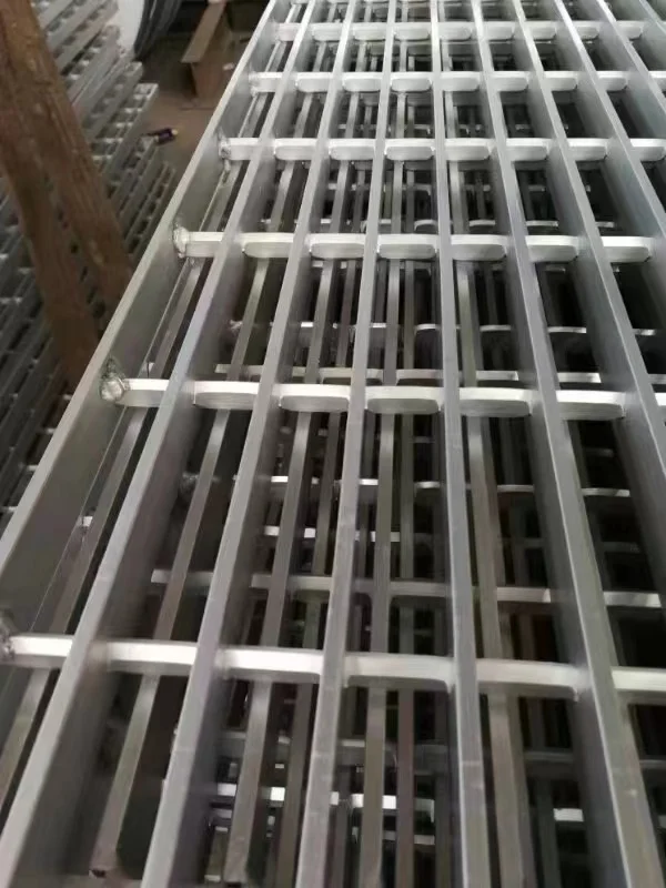 Beat price building materials price ASTM A36 shelf ceiling fasten clip type for aluminum grating