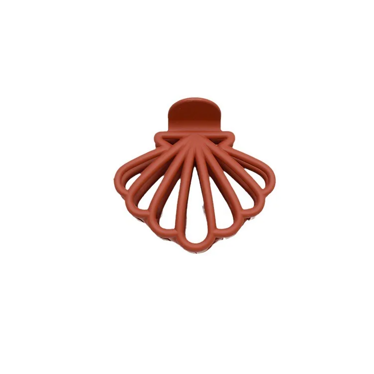 YT Hot Sale Elegant Candy Color Claw Clamp for Women Thick Hair Small Plastic Matte Shell Shape Cute Hair Claw Clips for Women