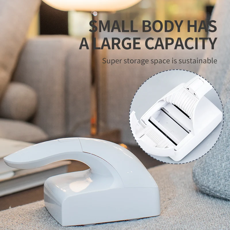 Designer Pet Shop Supplies Cat and Dog Pet Grooming Self Cleaning Car Brush Roller Pet Hair Remover