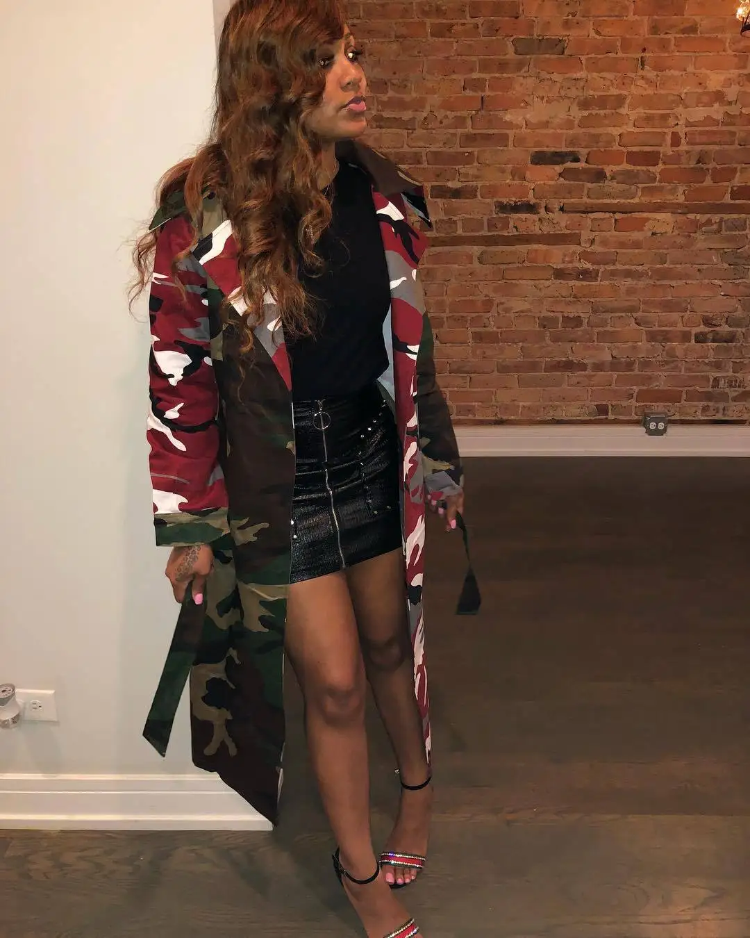 Wholesale Ladies Outdoor Wear Turn Down Collar Belt Camo Patchwork Trench Coat Women Long Windbreaker Jacket