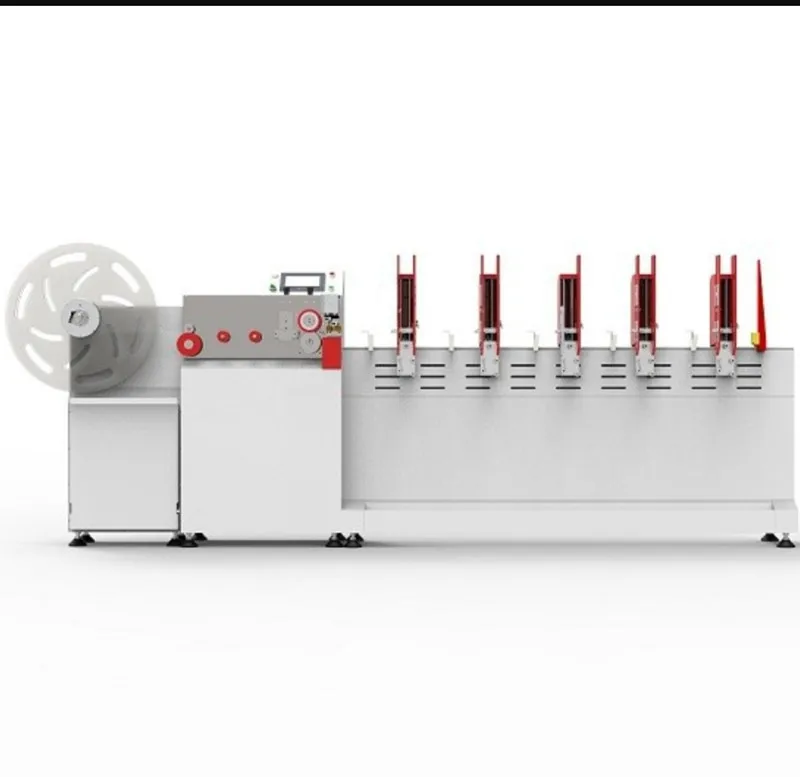 MAKING INTEGRAL BLIND MACHINE HOLLOW/INSULTED SANDWICH VENETIAN BLINDS MACHINE