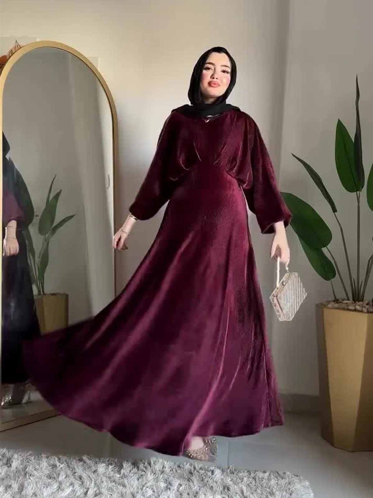 New Elegant Muslim Islamic Women Clothes Fashion Bat Sleeves Pleated Long Dresses Ramadan Abaya Femme Robes Dubai Evening Dress
