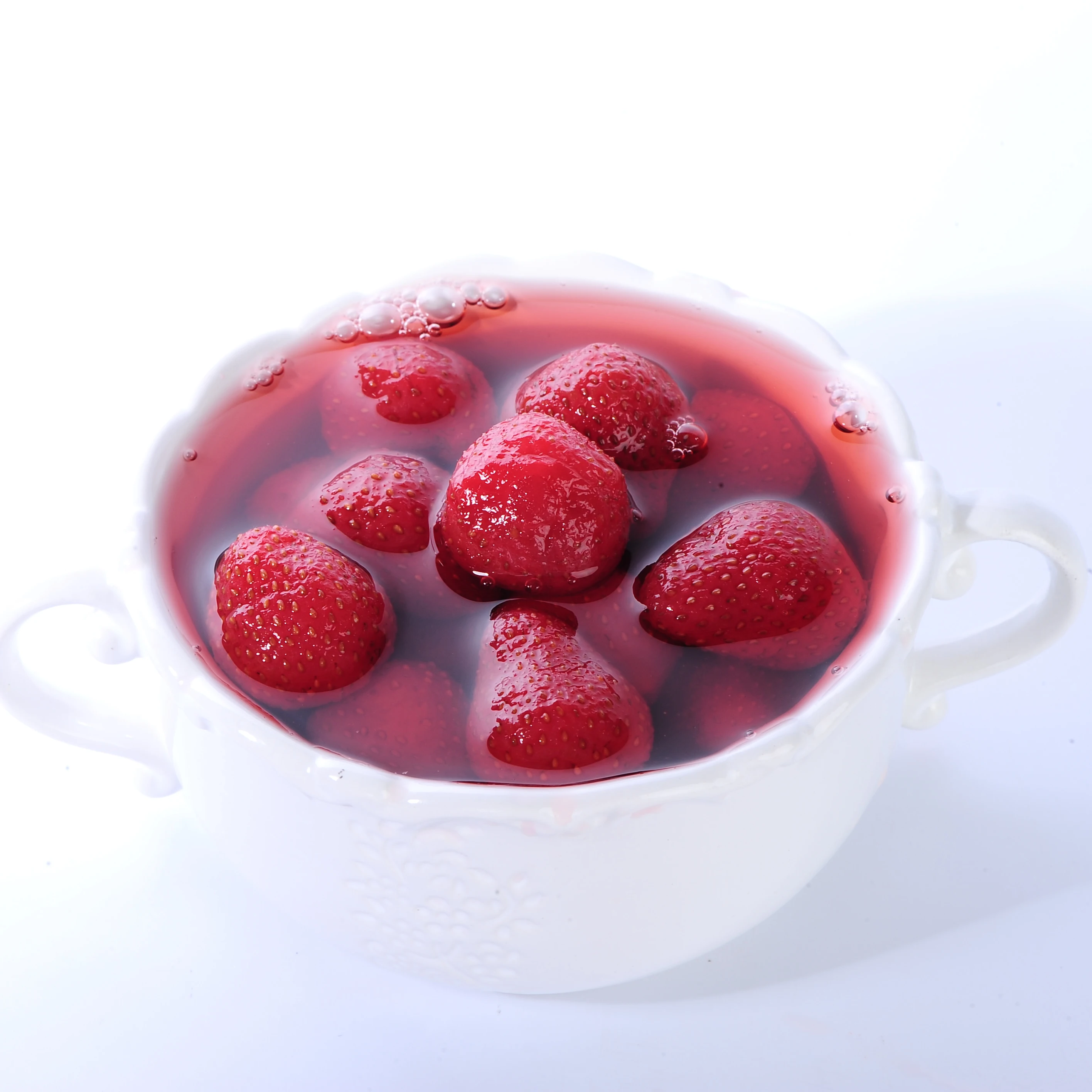 OEM factory Fresh fruit product strawberry In can canned strawberries in syrup