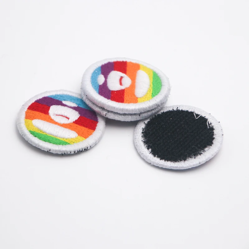 Custom Logo Iron-on Garment Embroidered Clothing Patches Self Adhesive Applique Iron on Embroidery Patch