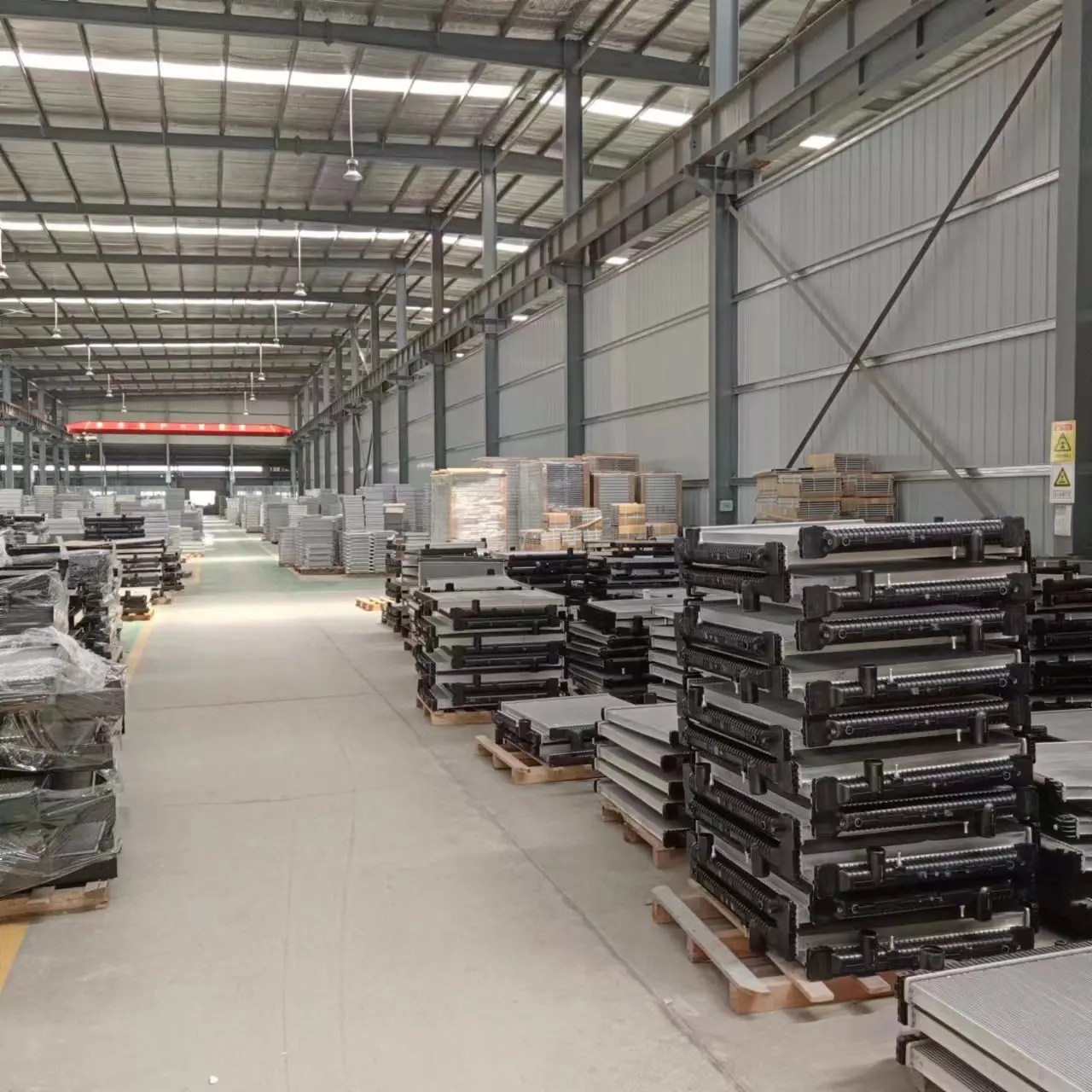 Heavy Truck Aluminum plastic radiator for Hino 500 Victor MT OEM NO. 16400-EW020G