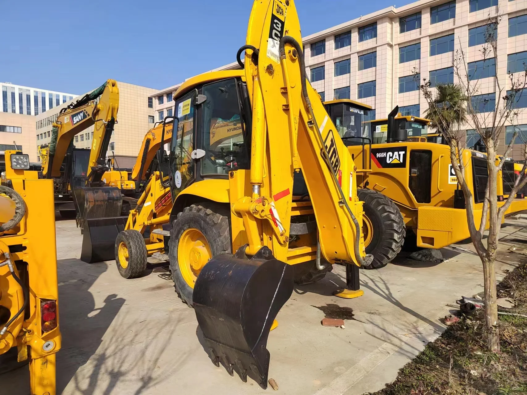 Б/у JCB 3CX экскаватор-погрузчик в хорошем состоянии дешевая цена наличии на продажу