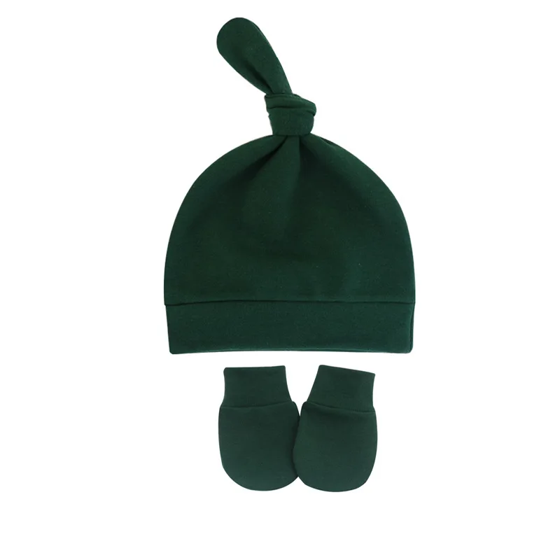 Wholesale Newborn Baby Accessories Solid Color Infant Beanie Hats Mittens Gloves Socks Turban Sets