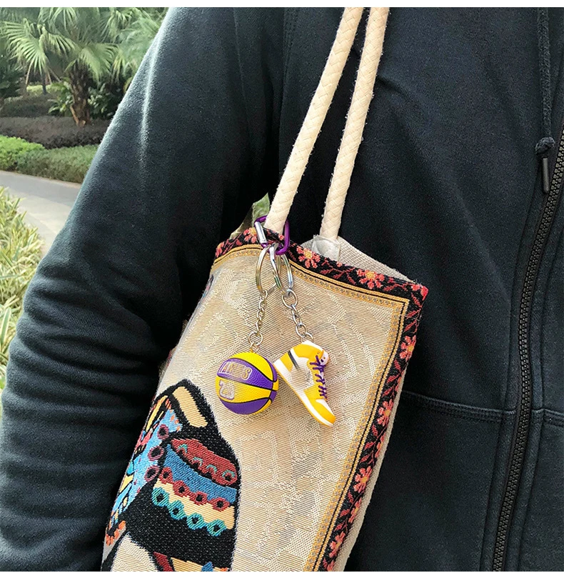 Wholesale 3D Mini Sneakers AJ  shoe Keychain Model cute keychains with box