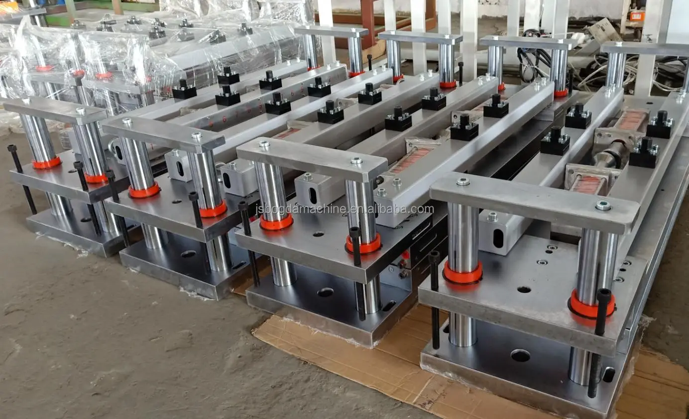 Mounted Drawing Board Silk Screen Engraving Foamed PVC Board Extrusion Tooling