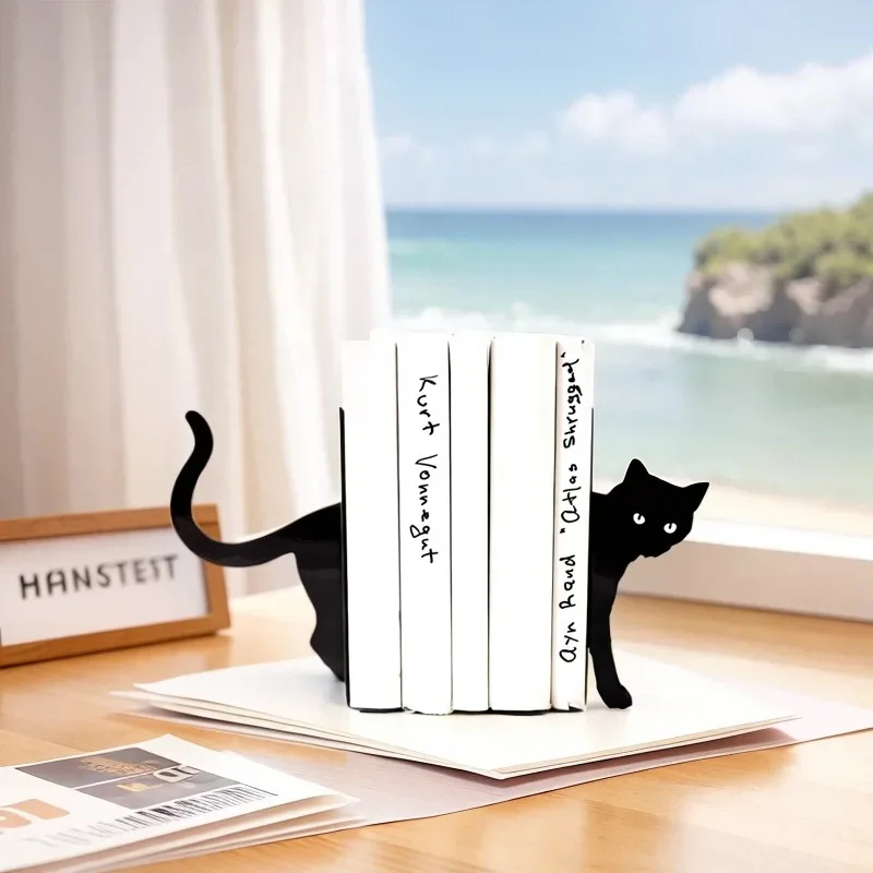 Подставка для книг в виде черного кота