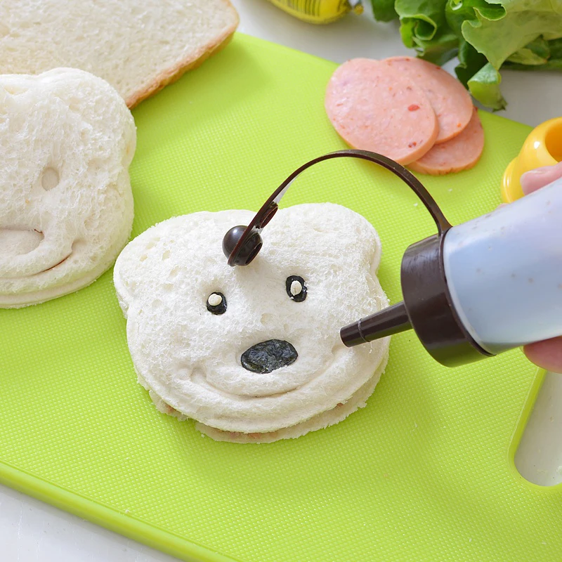 Bear Shape Sandwich Mold Bread Biscuits Embossed Device Cake Mold DIY Mold Cutter breakfast accessories