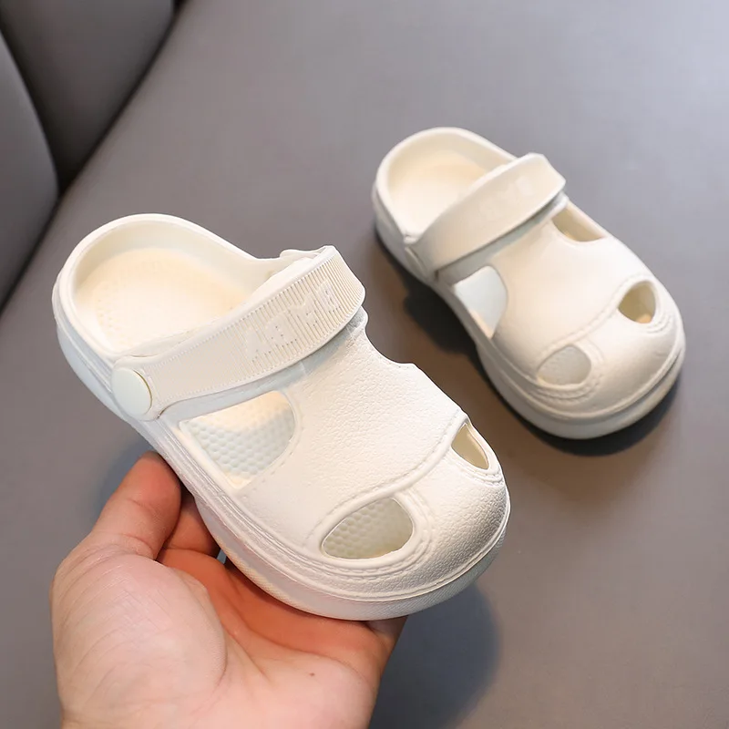 Summer New Baby Hole Shoes Children Nice Non -slip Soft Floor Old Boys Girl Beach Sandals
