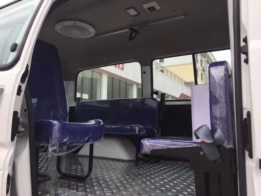 Dongfeng high quality and hot sale ward-type ambulance with ambulance vehicle CM7 manual for exporting