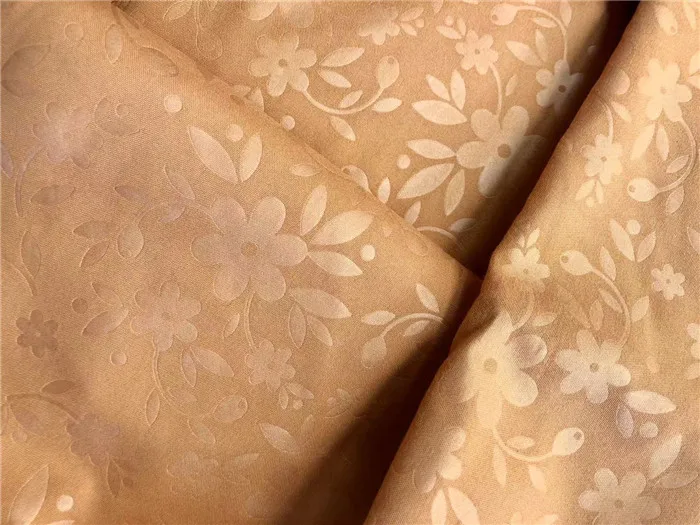 Kain Huhzou Woven embossed printing machine 100 polyester microfiber fabric for hometextile