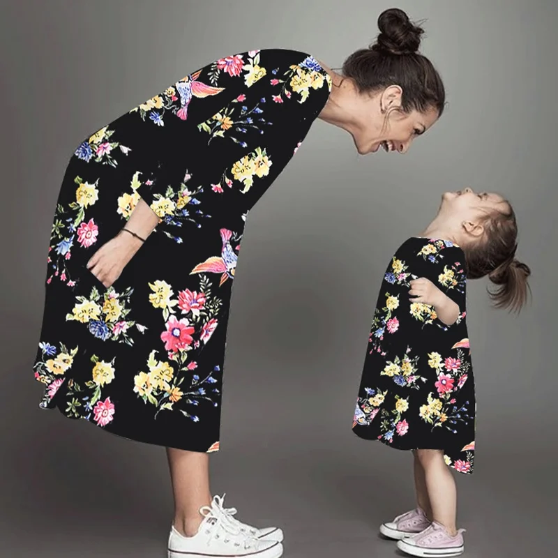 
Summer Mommy and Me Family Matching Mother Daughter Dresses Clothes Floral Mom Dress Kids Child Outfits Mum Big Sister Baby Girl 