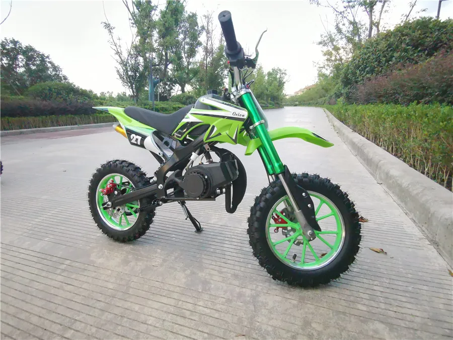 China Supplier MADEMOTO 60CC 4-WHEEL ATV 2 stroke Quad bike Pitbike China Small mini Snowmobiles for sale