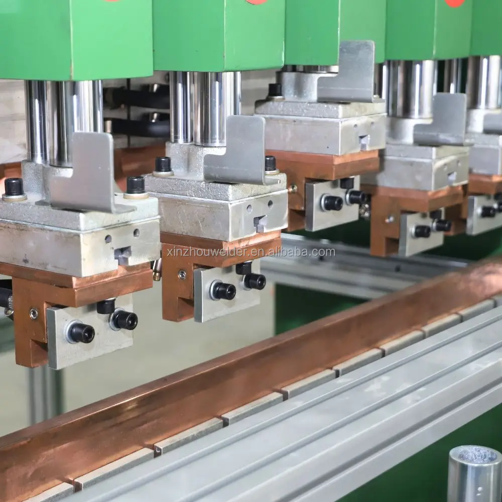 Hot sale automatic line for welding refrigerator grates spot mesh welding machine