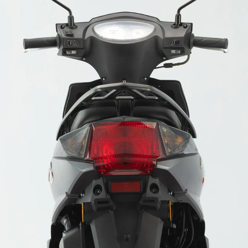 Changhua Factory customize high quality moped 125cc gasoline black motorcycle scooter gasoline 150cc gas scooters for adults