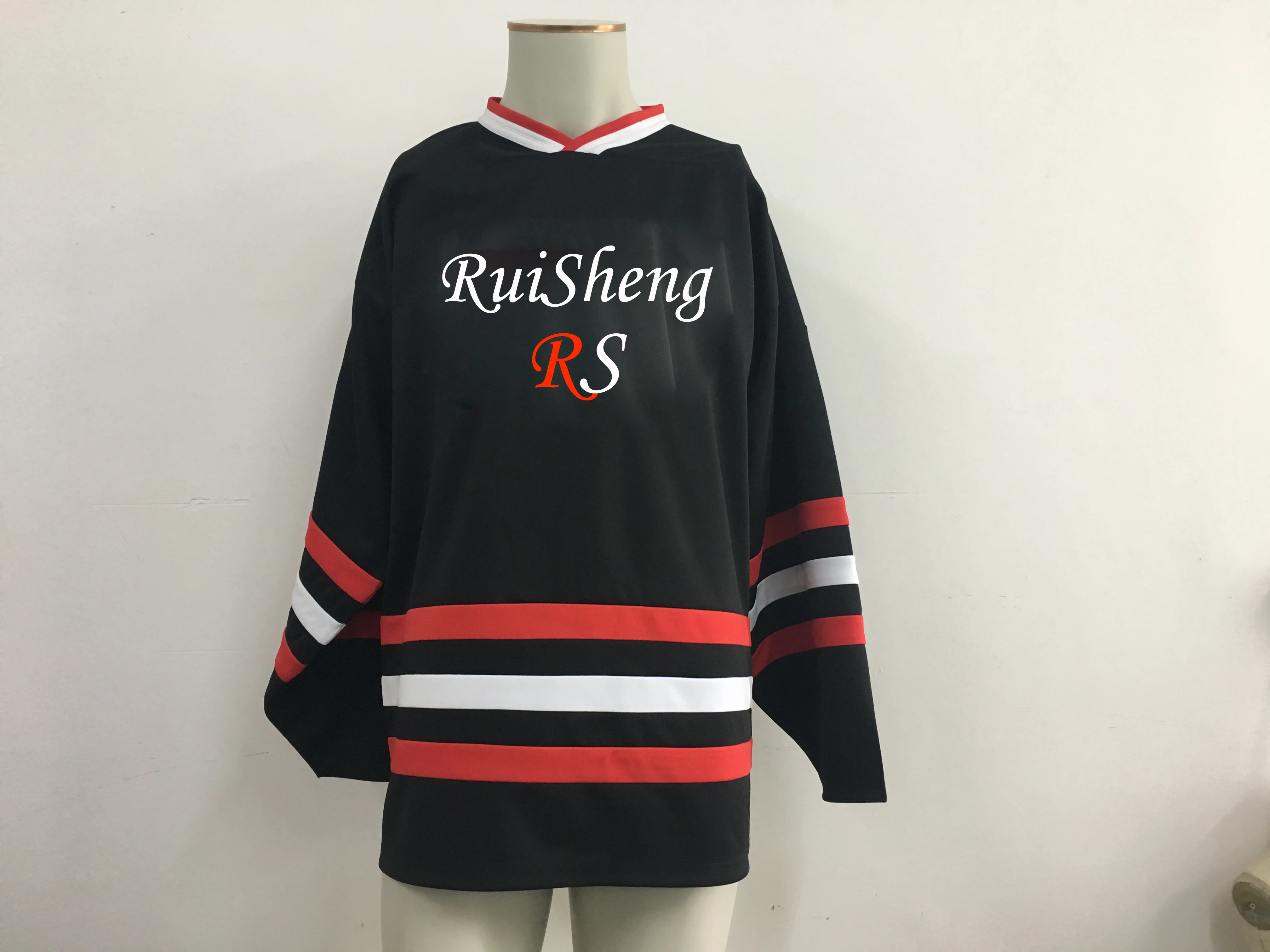 2020 Wholesale Factory New Custom Made Logo Customize Hockey Jersey