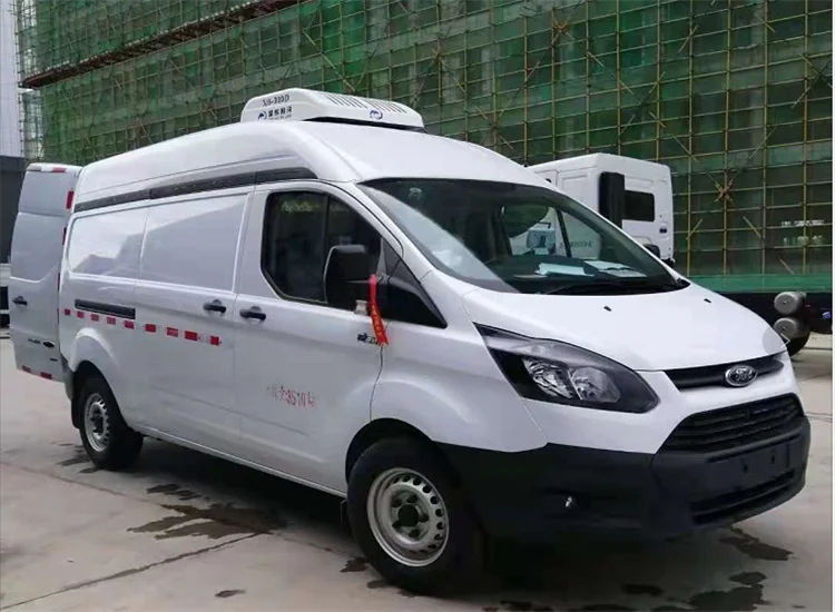 Minibus Double Cab freezer Small Refrigerated Trucks Light Frozen Vehicle 4x2 New Truck Low Price 1-10 Ton -18-0 Degree for sale