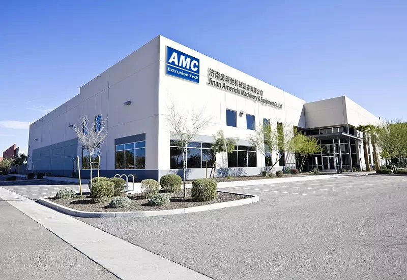 soya chunks / corn snacks making