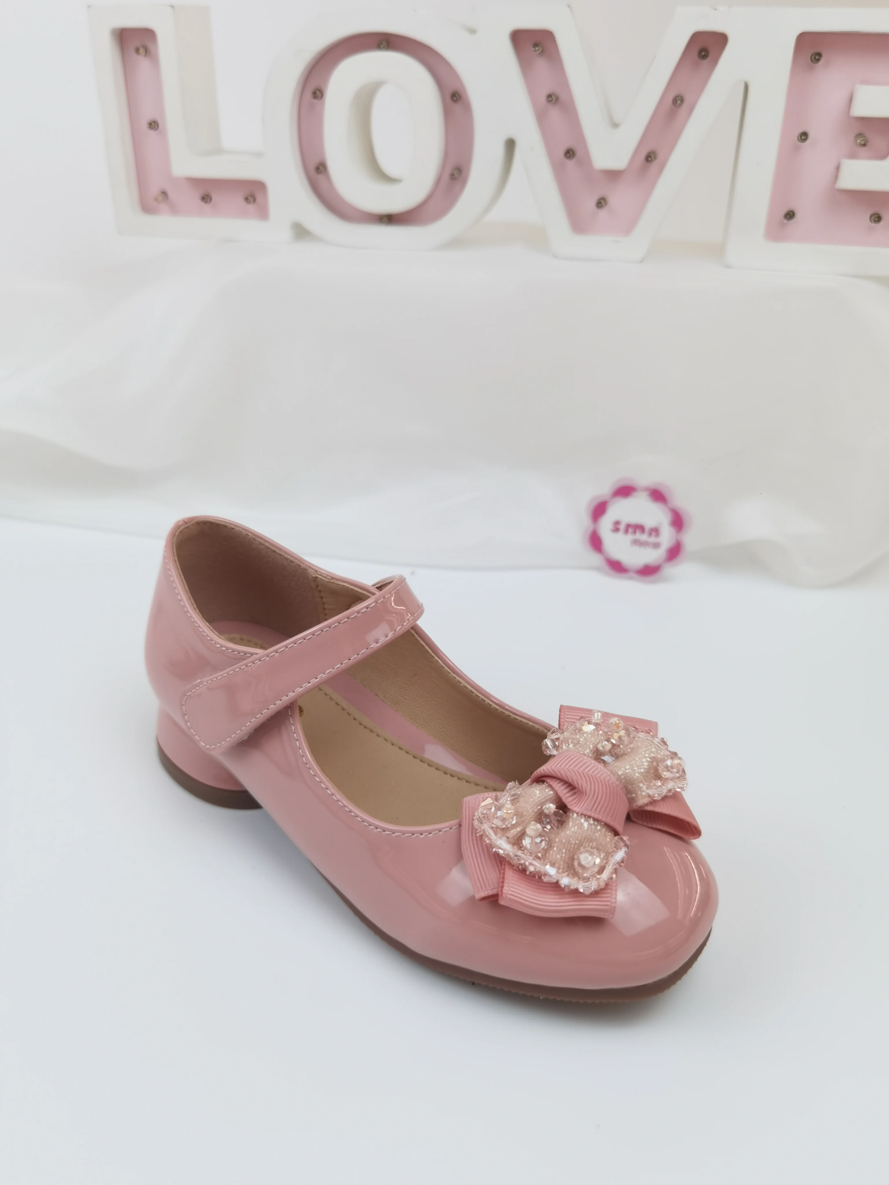 Factory straight sell, fashionable high-heeled girls gorgeous princess shoes, bow simple wear with fashionable princess dance sh