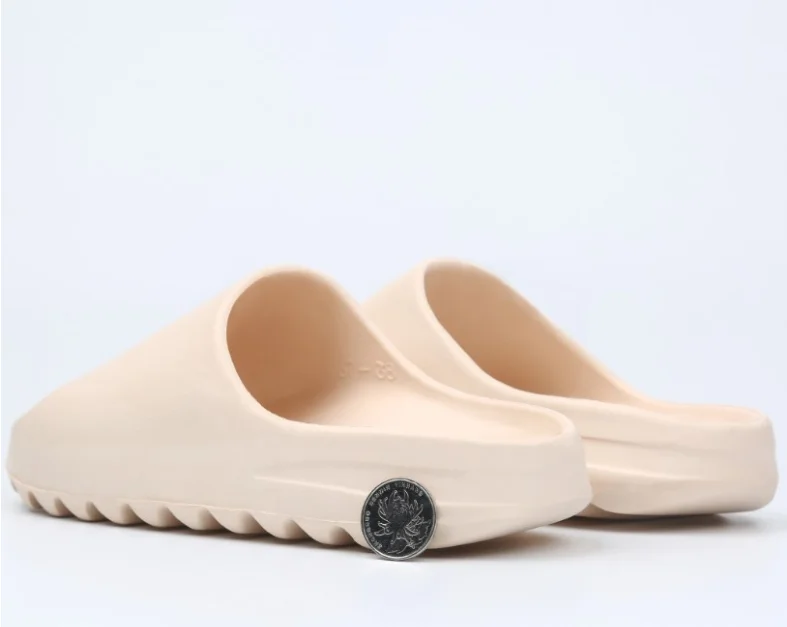 
Summer home sandals and slippers indoor and outdoor wear one-word slippers women non-slip EVA beach shoes thick-soled slippers 