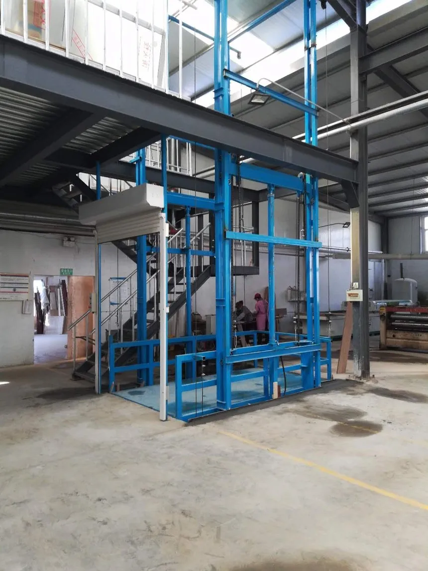 Shop Chain 4 Ton Hydraulic Material 5 Ton 4 Post Car Lift Hydraulic Warehouse Electric Elevator Cargo Lift