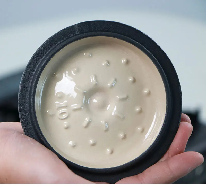 QulenoMini 10CM Cast Iron Enamel Hot Pot Set Classic Design Aluminium Cooking Pans with Lid for Home Use New Condition