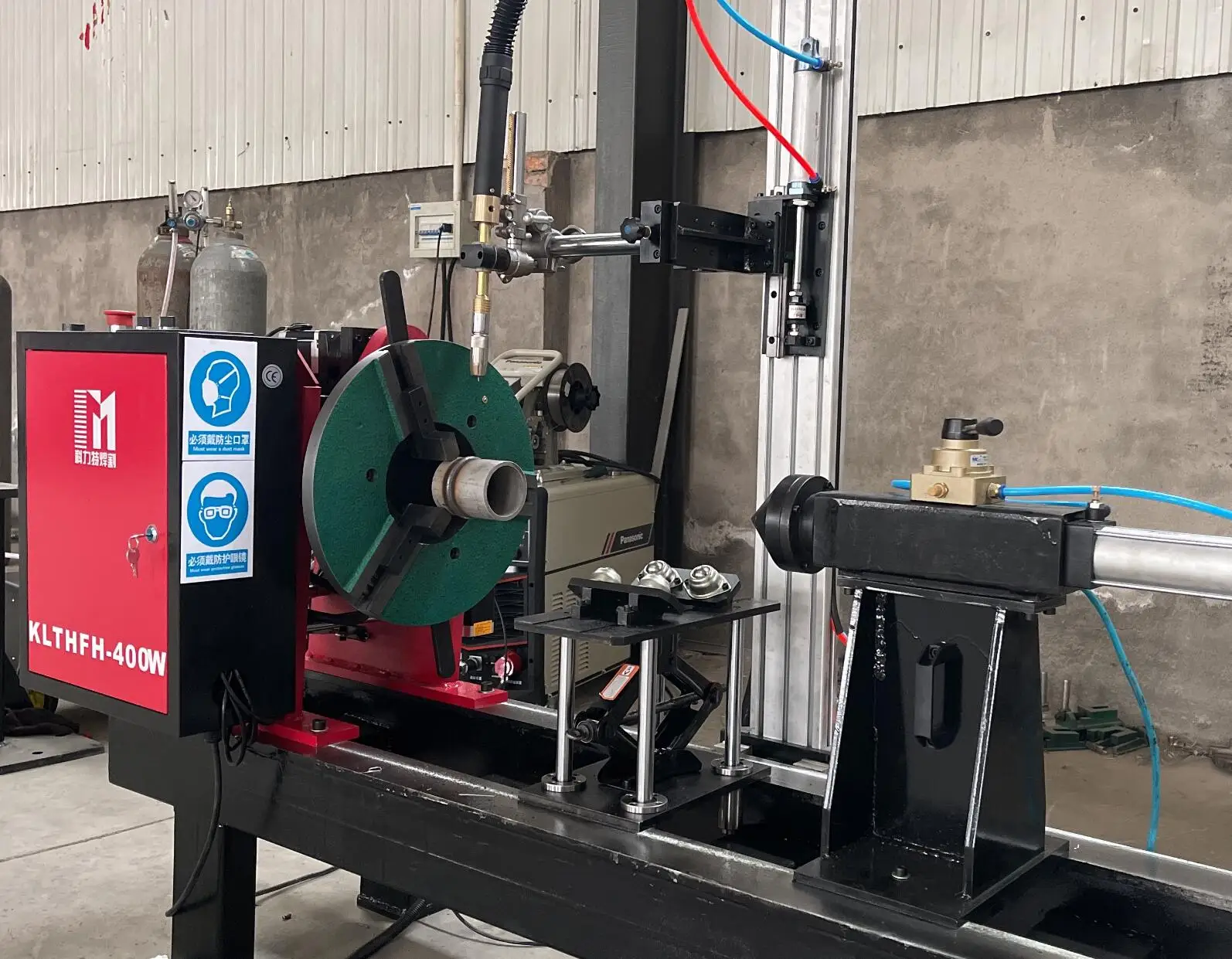 Automatic welding positioner turntable