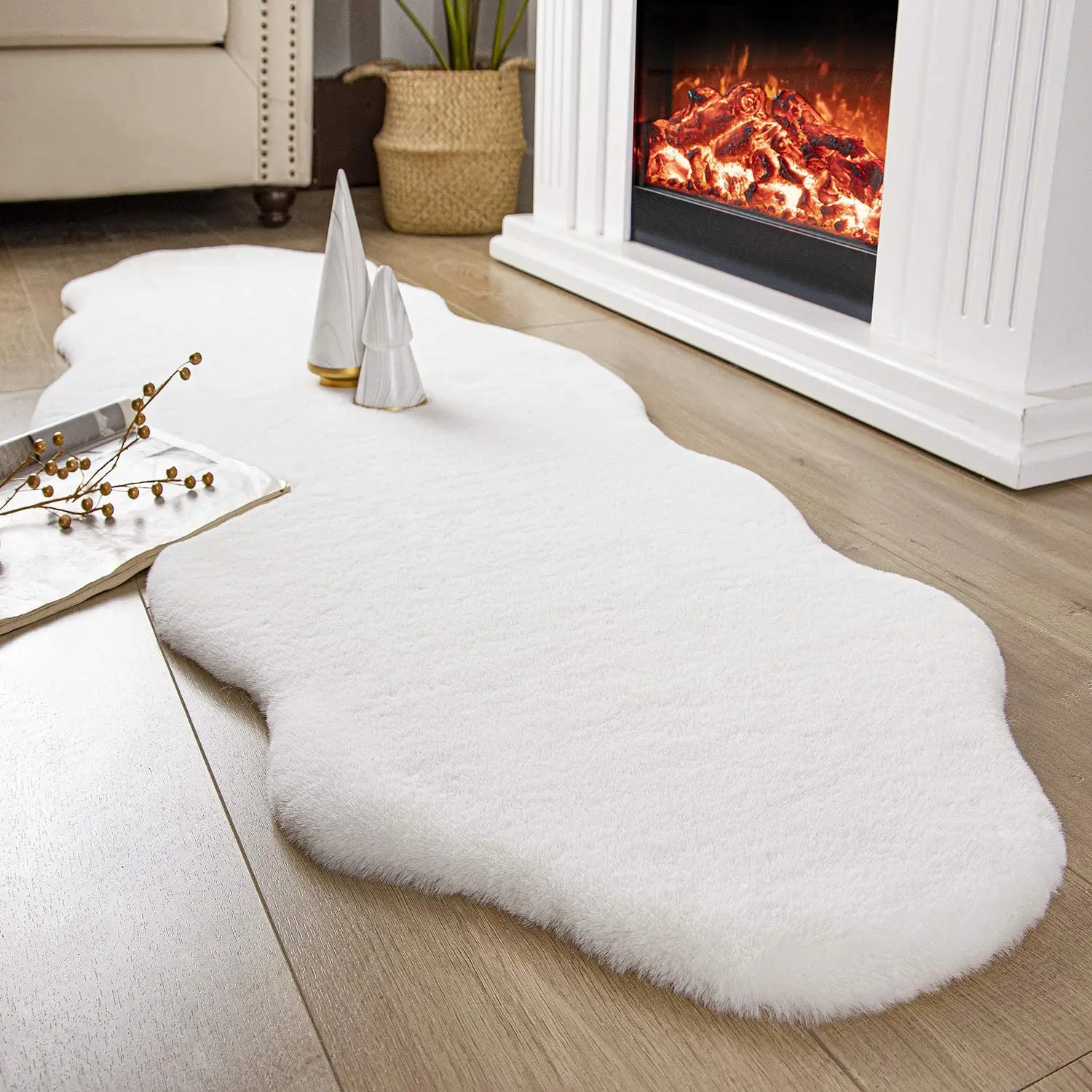 2024 Soft Fluffy White Carpet for Kids Baby and Children Luxury Plush Furry Shaggy Feet Mat Faux Fur Area Rug for Living Room