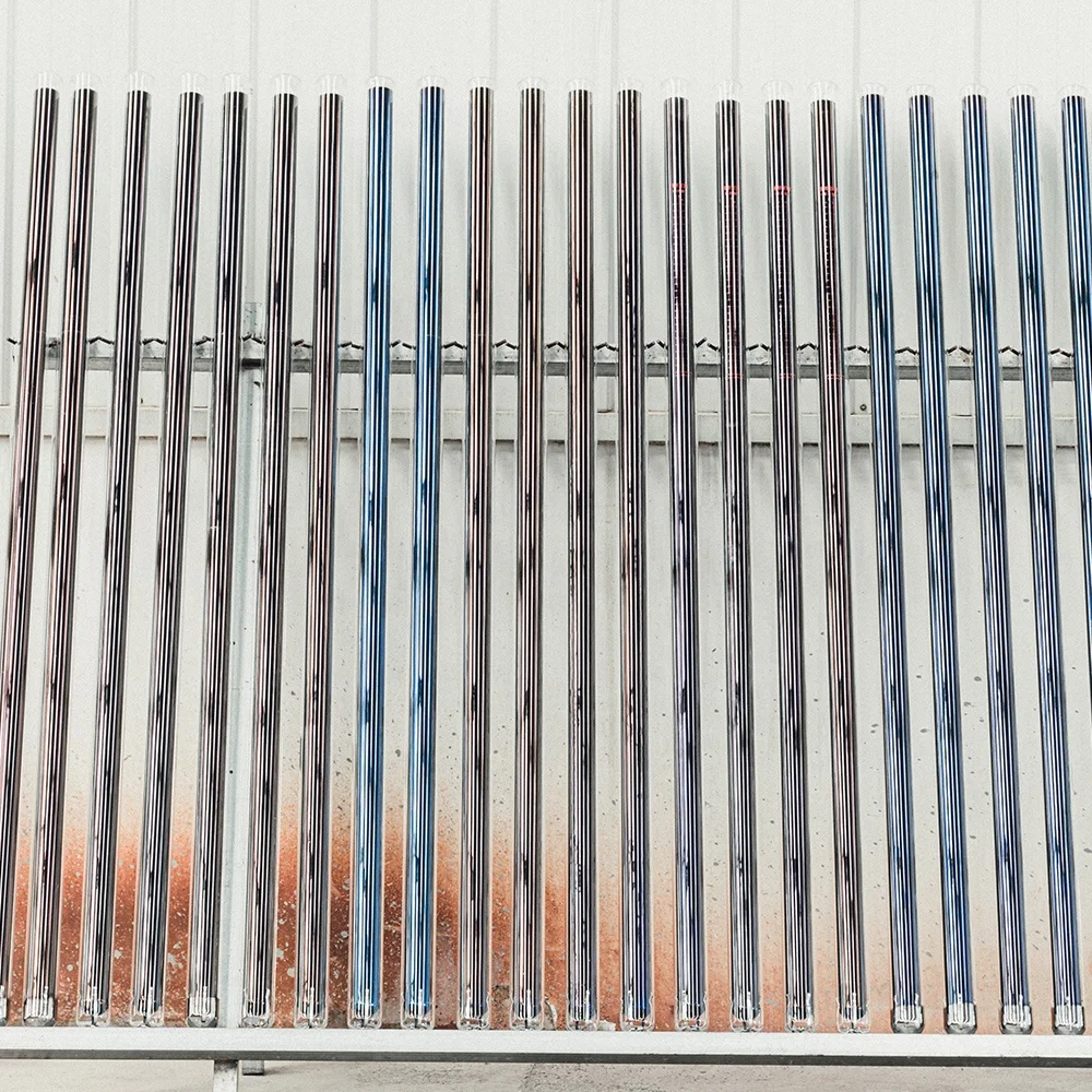 Солнечная вакуумная трубка с тепловой трубкой