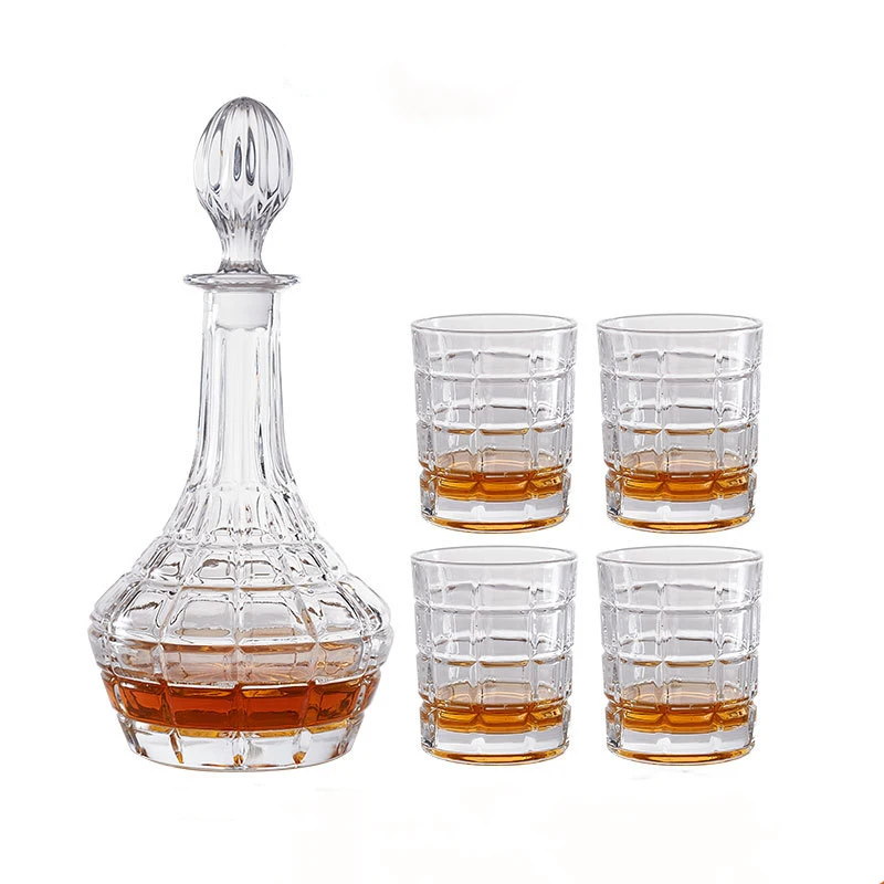 Hand Made Liquor Decanter Premium Crystal Whiskey Decanter Set with 4 Old Fashioned Glasses