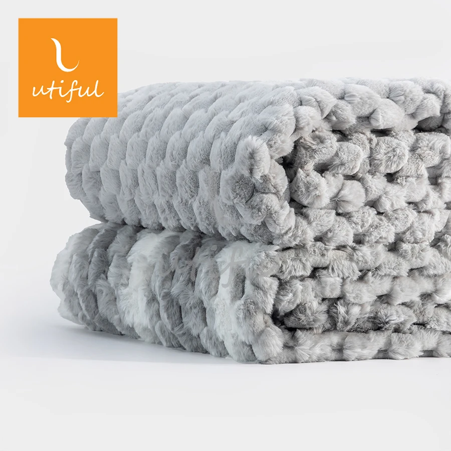 Decorative fluffy Pompom knit gray color solid and stripe printed polyester rabbit faux fur fleece mink blanket reversible