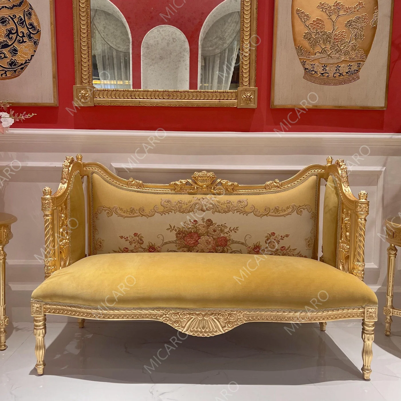 Luxury Italian French classic design solid wood carving gold color de fabric sofa