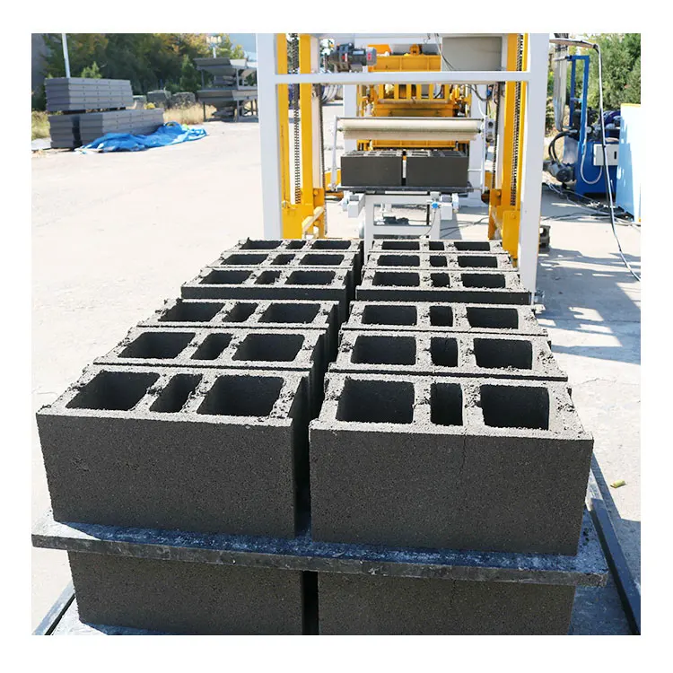 bricks making machine Hongfa QT6-15 concrete brick making machinery price construction machine
