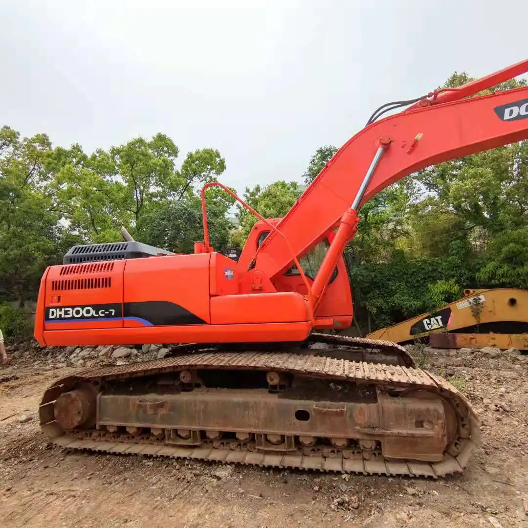 
DH300 bucket excavator with hydraulic system making in 2016 / Buying DH300LC-7 with free spare parts 