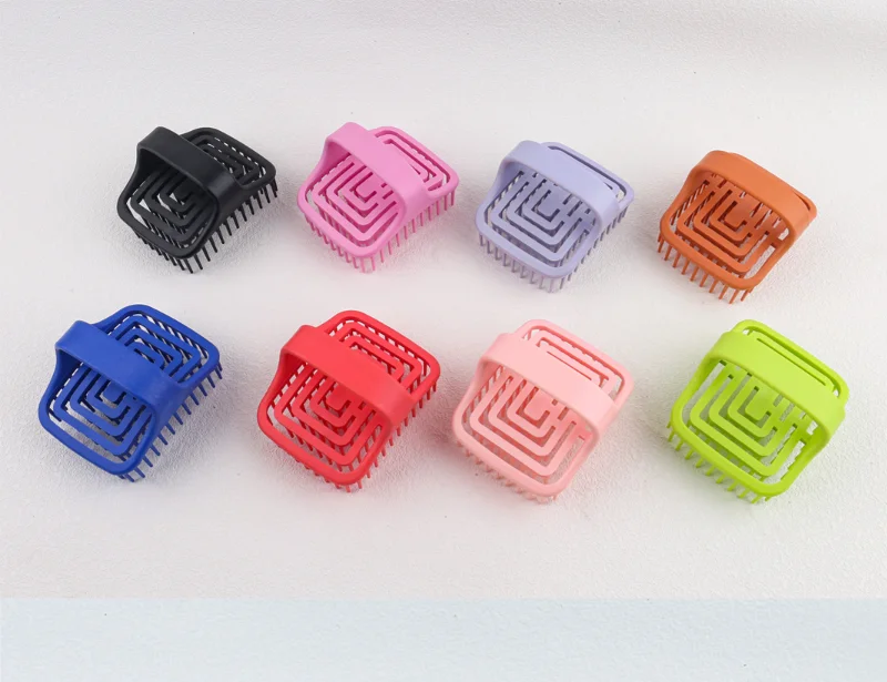 High Quality Women Plastic Salon Hair Care Brush Beige Pink Black Matte Soft Touch Detangling Hair Brushes