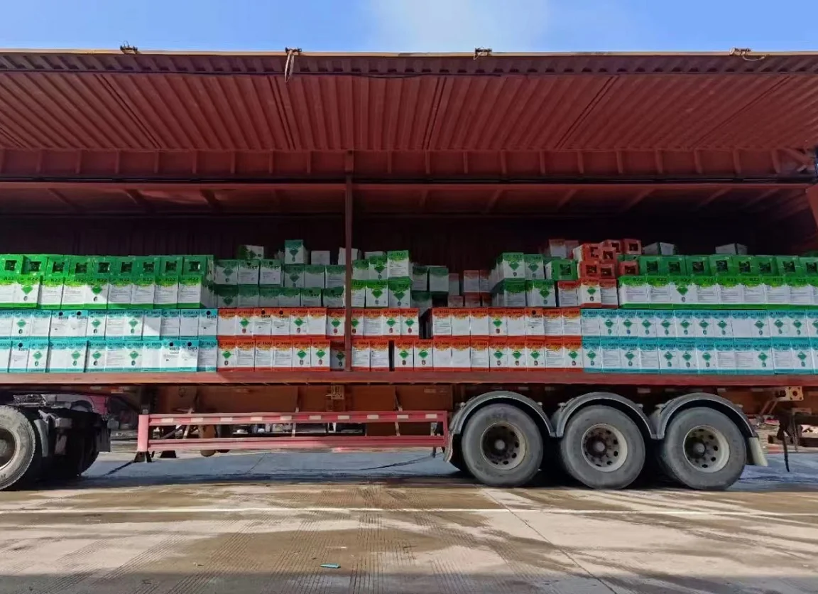 Factory direct sale 13.6kg R134a refrigerant Suitable for refrigerators freezers water dispensers automobile air condition