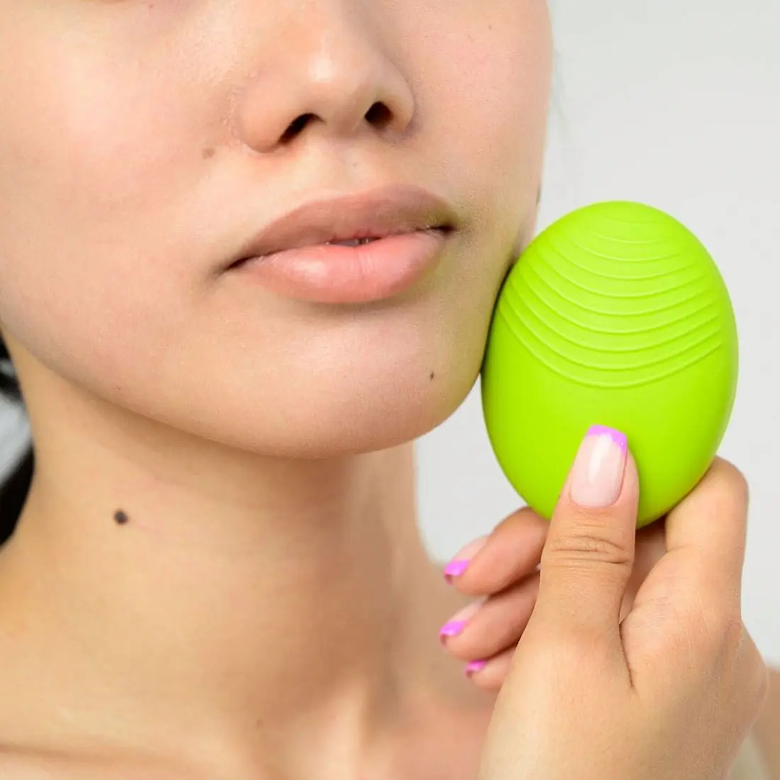 Multi-functional Electrical 5 in 1 Skin Face Deep Wash Cleanser Massager Electric Facial Cleansing Brush