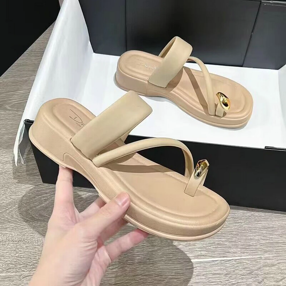 1.62 Dollars Model JSX013 Size 36-40 Soft Lightweight Bathroom Wholesale Latest Sandal Sneaker Slippers For Women