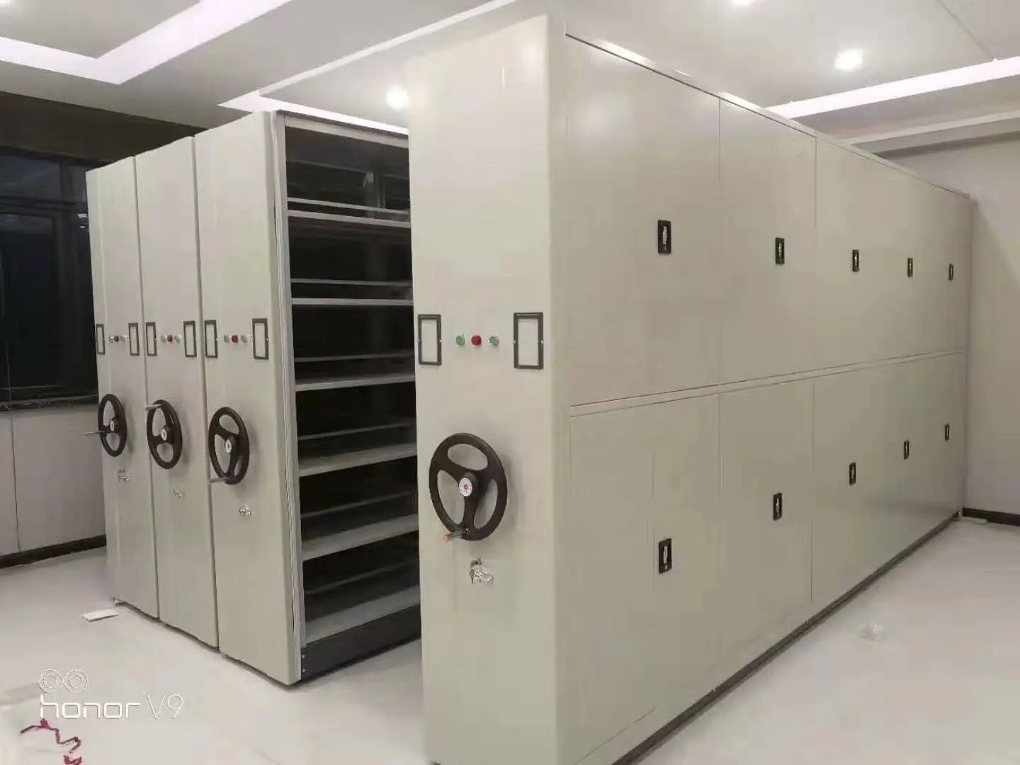 Передвижной шкаф для хранения документов, передвижная металлическая библиотечная система высокой плотности, стальная Массовая компактная архивная сталь, 5 лет