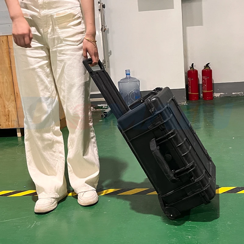 Domain portable laser cleaning machine 200W laser rust removal cleaning machine laser oxide removal machine