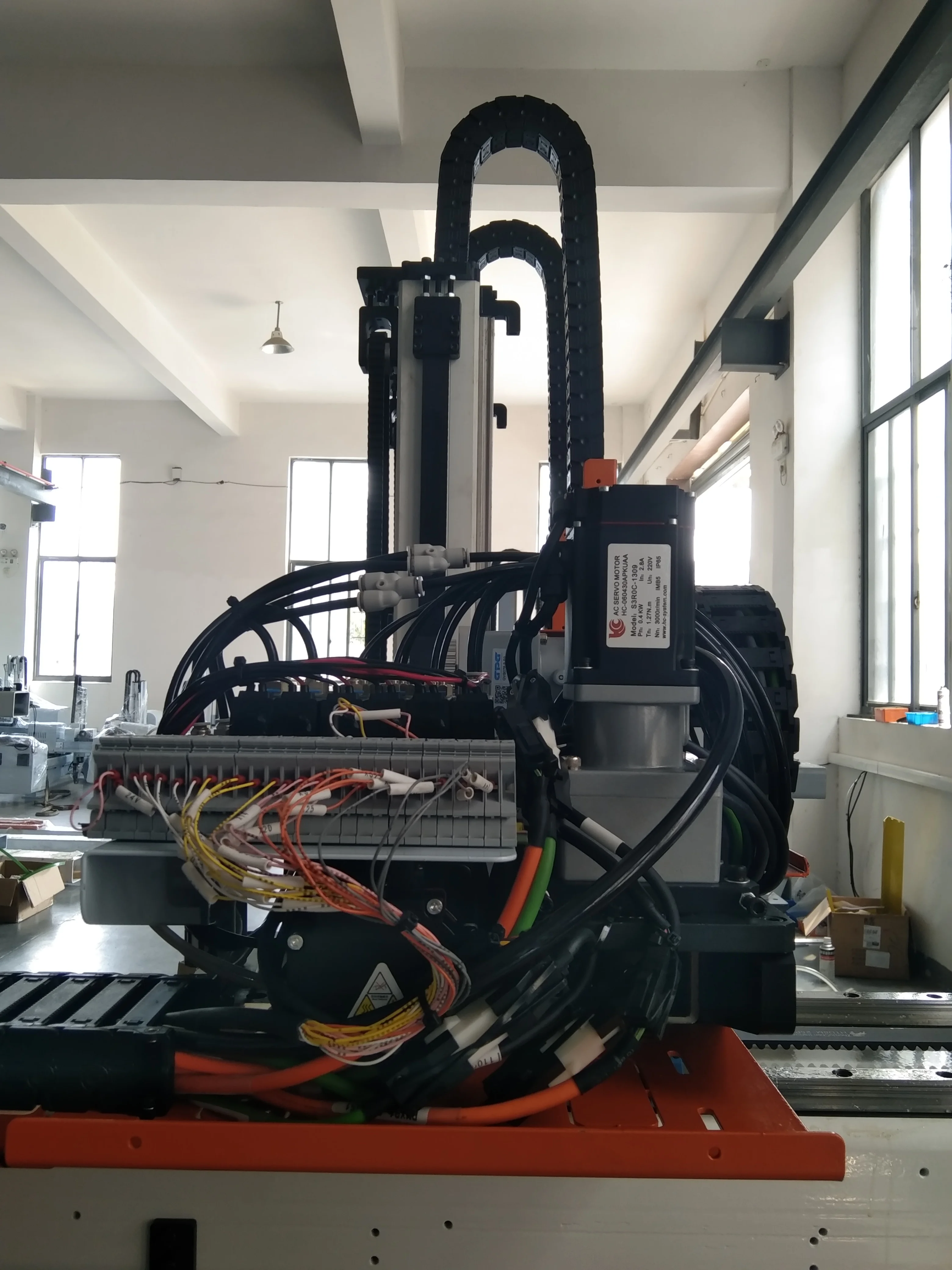 Cheap Modern Walk Horizontally 5 Axis Diy Cnc Robot Arm For Injection Mold Machine