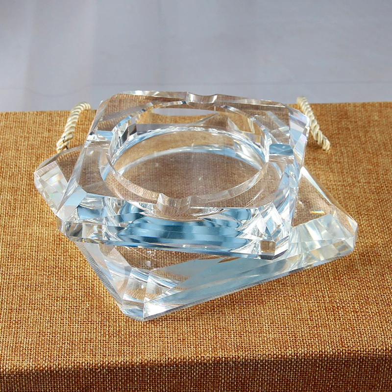 Popular Luxurious Smoking Tobacco Glass Crystal Ashtray Cigar Ash Tray Luxury Round Crystal Ash Tray Ashtray