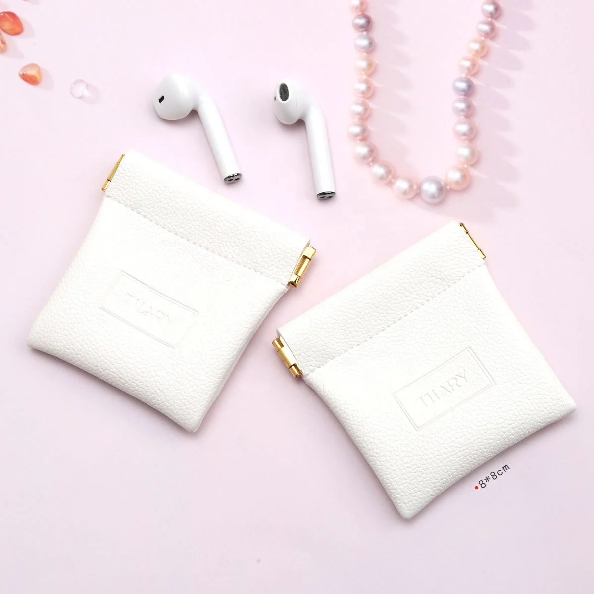 Custom Embossed Logo Small Leather Jewelry Pouch With Magnet White Pu Leather Earring Necklace Bracelet Jewelry Bag